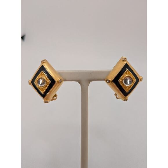 Leslie Block 1970's Black Enamel Gold Etruscan Diamond Shaped Clip On Earrings - Picture 2 of 6